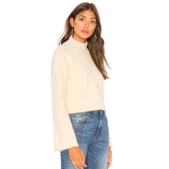 Revolve Tularosa ‘Jess’ Fuzzy Cropped Sweater in Ivory Size XXS - Picture 2 of 10